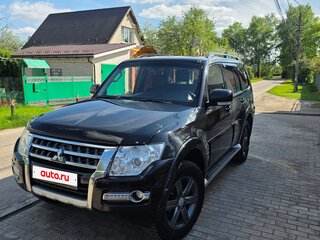 2015 Mitsubishi Pajero IV Рестайлинг 2, чёрный, 2550000 рублей, вид 1