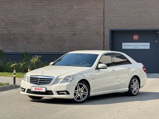 2010 Mercedes-Benz E-Класс 200 5G-Tronic IV (W212, S212, C207), белый, 1570000 рублей, вид 1