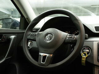 2011 Volkswagen Passat B7, синий, 1150000 рублей, вид 5