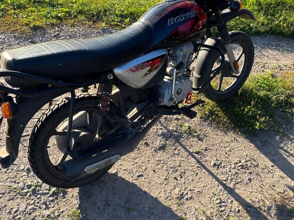 2023 Bajaj Boxer BM 125, красный, 90000 рублей - вид 1