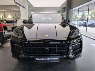2026 Porsche Cayenne GTS III Рестайлинг, чёрный, 28980000 рублей, вид 3