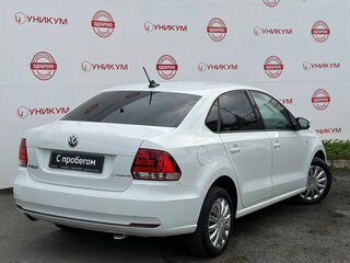 2017 Volkswagen Polo V Рестайлинг, белый, 888000 рублей, вид 5