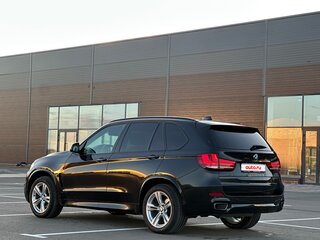 2017 BMW X5 30d III (F15), чёрный, 3900000 рублей, вид 4