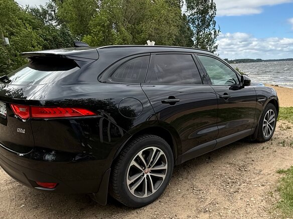 2017 Jaguar F-Pace I, чёрный, 2250000 рублей - вид 5