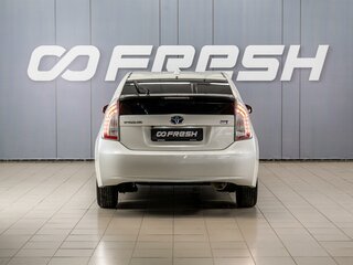 2015 Toyota Prius III Рестайлинг (XW30), белый, 1299000 рублей, вид 4