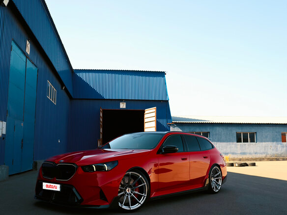 2025 BMW M5 VII (G90), красный, 20000000 рублей - вид 12
