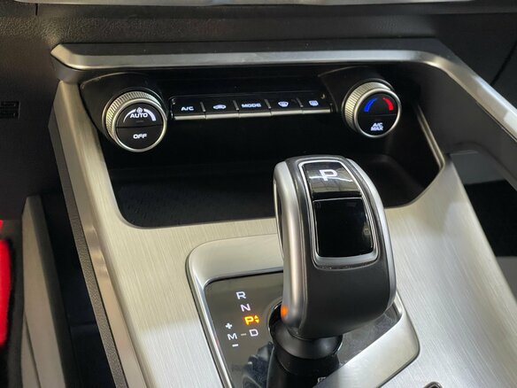 2021 Geely Coolray I, серый, 1549000 рублей - вид 15