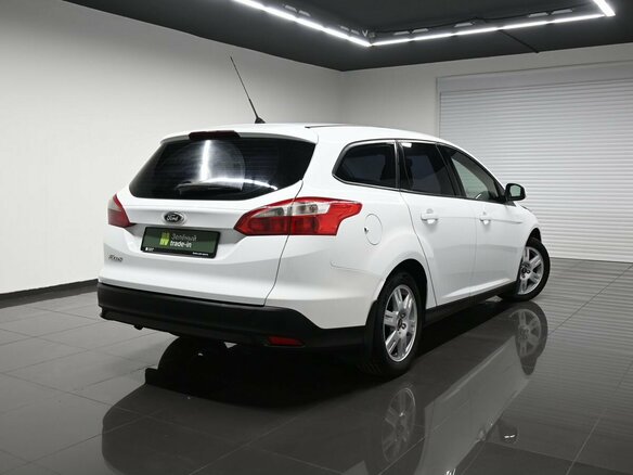 2013 Ford Focus III, белый, 895000 рублей - вид 1