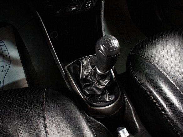 2014 Hyundai Solaris I Рестайлинг, чёрный, 799000 рублей - вид 13