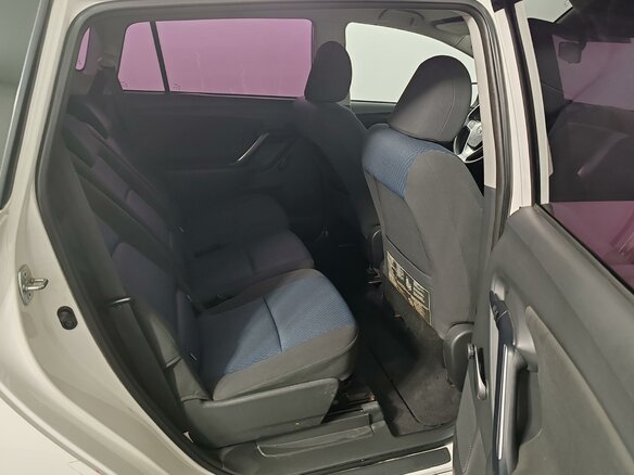 2013 Toyota Verso I Рестайлинг, белый, 1175000 рублей - вид 16