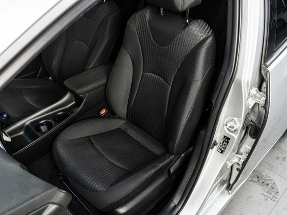 2016 Toyota Prius IV (XW50), серый, 1649000 рублей - вид 14