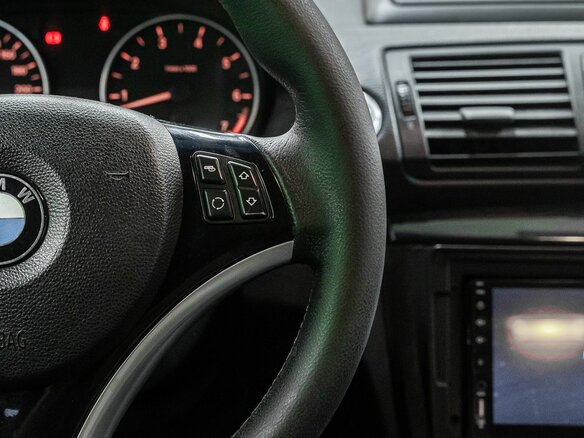2008 BMW 1 серии 118i I (E81/E82/E87/E88) Рестайлинг, чёрный - вид 17