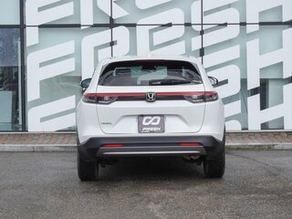 2021 Honda Vezel II, белый, 2120000 рублей, вид 4
