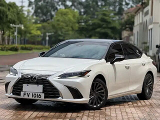 2023 Lexus ES 200 VII Рестайлинг, белый, 3999003 рублей, вид 1