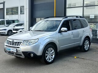 2011 Subaru Forester III Рестайлинг, серебристый, 1020000 рублей, вид 1
