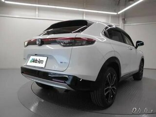 2021 Honda Vezel II, белый, 1250000 рублей, вид 5