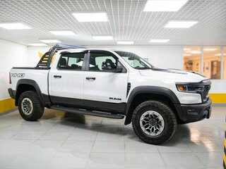 2026 Ram 1500 RHO V Рестайлинг, белый, 12499000 рублей, вид 3