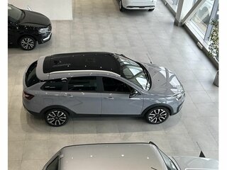 2026 Lada (ВАЗ) Vesta SW Cross I Рестайлинг (NG), серый, 2258190 рублей, вид 2