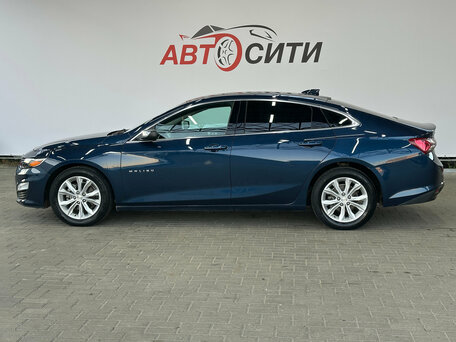 2019 Chevrolet Malibu IX Рестайлинг, синий, 1499000 рублей, вид 5