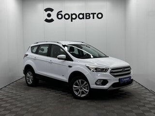 2018 Ford Kuga II Рестайлинг, белый, 1710000 рублей, вид 3