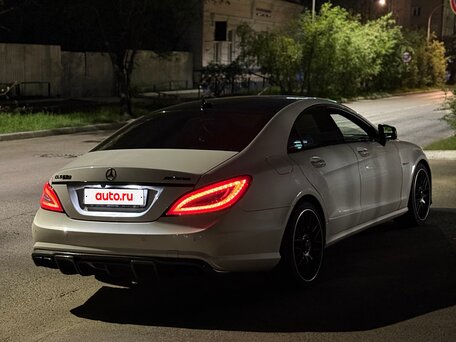 2014 Mercedes-Benz CLS 350 CDI II (C218), белый, 2000000 рублей, вид 3