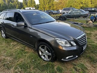 2009 Mercedes-Benz E-Класс 220 IV (W212, S212, C207), коричневый, 1480000 рублей, вид 1