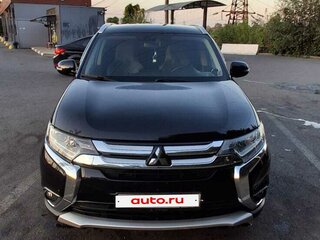 2015 Mitsubishi Outlander III Рестайлинг 2, чёрный, 1600000 рублей, вид 1