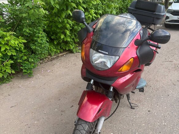 2001 Honda NT650V Deauville, красный, 256000 рублей - вид 4