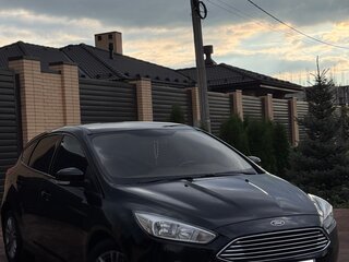 2016 Ford Focus III Рестайлинг, чёрный, 1140000 рублей, вид 4