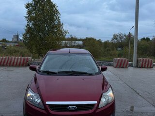 2008 Ford Focus II Рестайлинг, пурпурный, 380000 рублей, вид 1