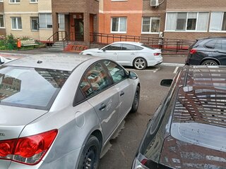 2012 Chevrolet Cruze I, серебристый, 800000 рублей, вид 4