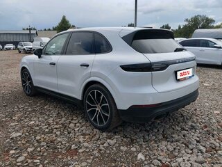 2018 Porsche Cayenne III, белый, 5050000 рублей, вид 4