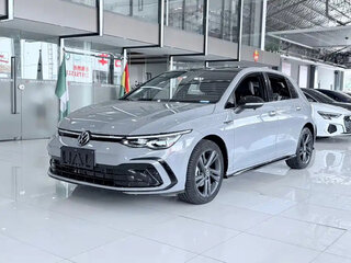 2023 Volkswagen Golf VIII, серый, 2200000 рублей, вид 1