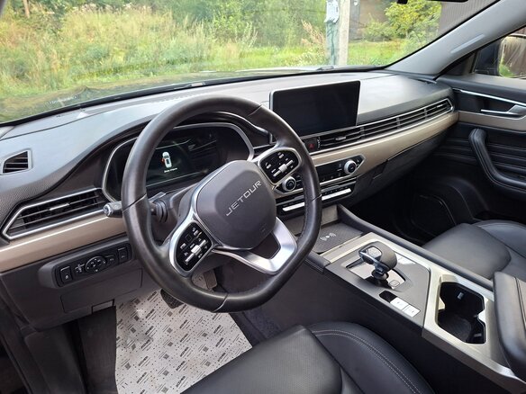 2024 Jetour X70 I Рестайлинг 2, чёрный, 2180000 рублей - вид 6