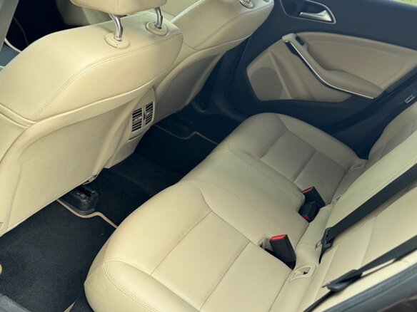 2014 Mercedes-Benz GLA 200 I (X156), коричневый, 1599999 рублей - вид 18
