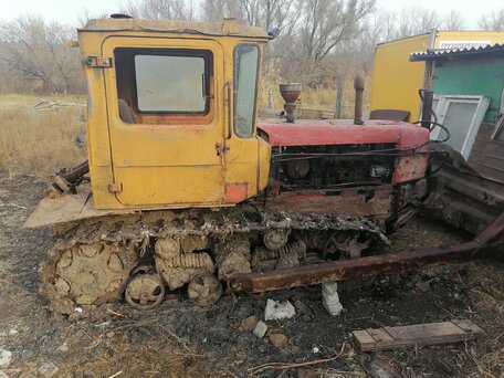 1990 ВгТЗ ДТ-75/ДЗ-42, 250000 рублей, вид 2