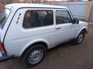 2011 Lada (ВАЗ) 2121 (4x4) I Рестайлинг, белый, 420000 рублей, вид 4