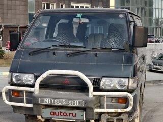 1992 Mitsubishi Delica III, синий, 850000 рублей, вид 1