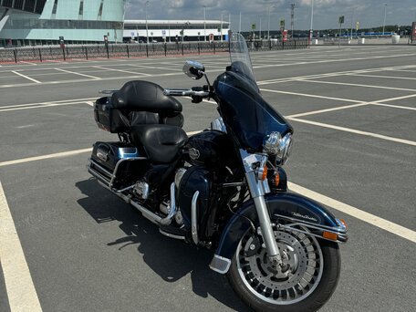 2013 Harley-Davidson Electra Glide, синий, 1150000 рублей, вид 5