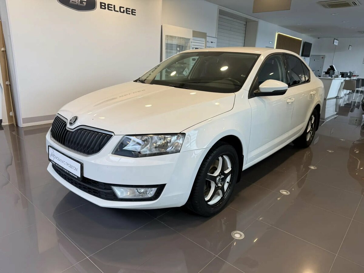Открыть фотографии: Skoda Octavia III (A7)