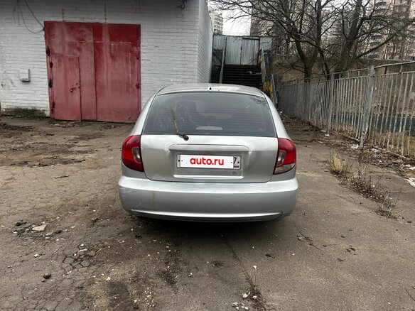 2004 Kia Rio I Рестайлинг, серебристый, 200000 рублей - вид 5