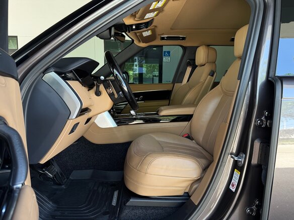 2022 Land Rover Range Rover P400 MHEV V, серый, 16463519 рублей - вид 11