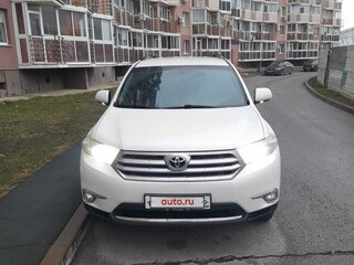 2012 Toyota Highlander II (XU40) Рестайлинг, белый, 1750000 рублей, вид 4