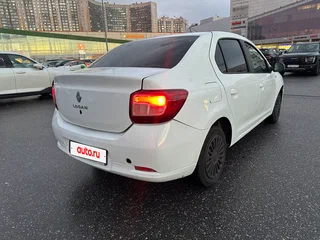 2017 Renault Logan II, белый, 350000 рублей, вид 4