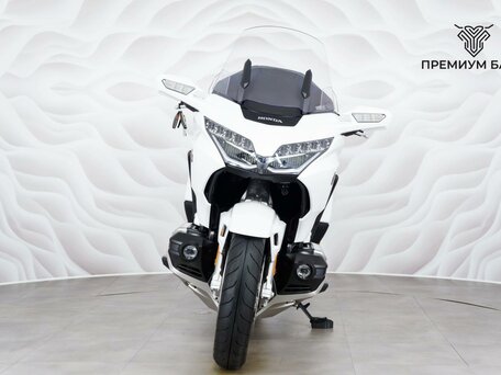 2019 Honda GL 1800 Gold Wing, белый, 2499000 рублей, вид 4
