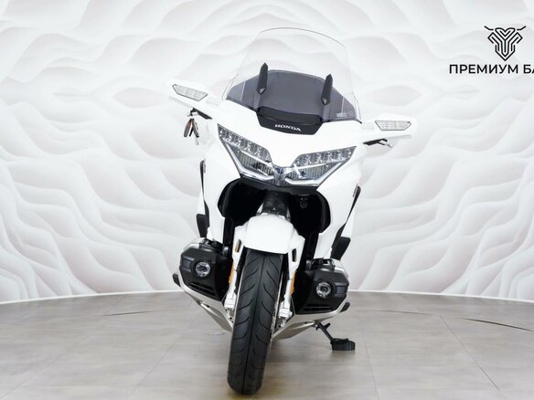 2019 Honda GL 1800 Gold Wing, белый, 2499000 рублей - вид 3
