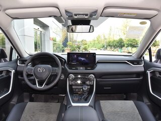 2024 Toyota RAV4 V (XA50), чёрный, 4199000 рублей, вид 5