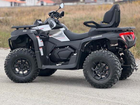 2024 CFMoto CFORCE 625 TOURING, серебристый, 900000 рублей - вид 4