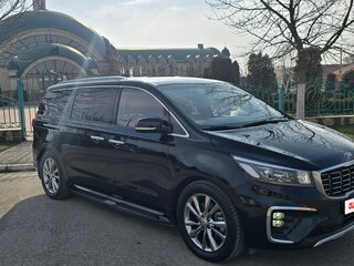 2019 Kia Carnival III, чёрный, 4000000 рублей, вид 4