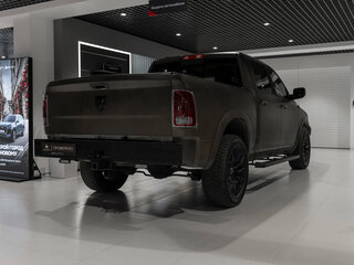 2017 Ram 1500 Quad Cab IV (DS/DJ), белый, 3945000 рублей, вид 5